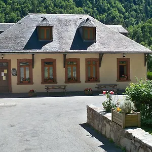 https://gite-fouga.midi-pyreneeshotels.com